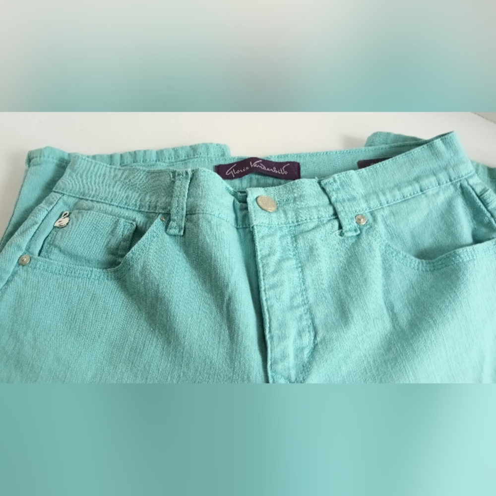 Gloria Vanderbilt Teal Skimmer Stretch Capris Size 6